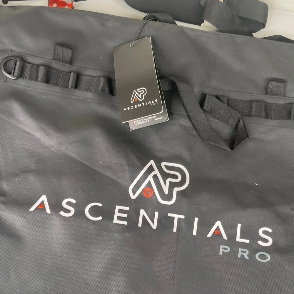 Ascentials Pro Hemisphere 80L Large Duffel Bag Black